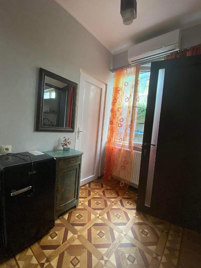 Дом 8 Apartment Tbilisi Exterior photo